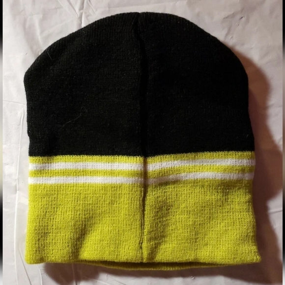 Chicago Wolves Beanie Hat NWOT - Picture 2 of 2